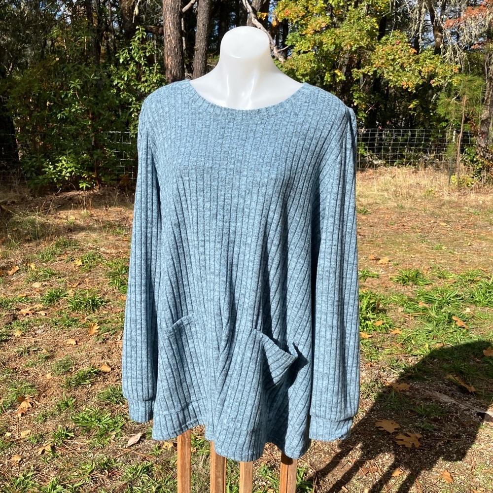 OfeefaN 3X soft ribbed pullover top with front pockets
